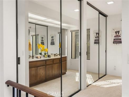 18 Solana , Irvine, CA