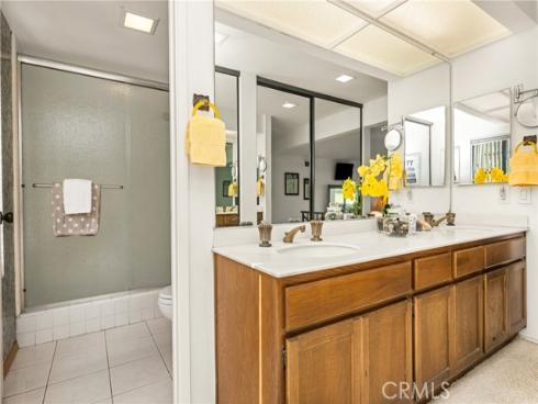 18 Solana , Irvine, CA