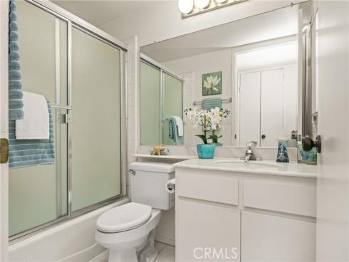 18 Solana , Irvine, CA