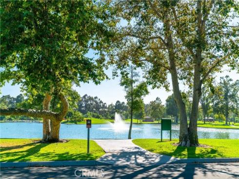 18 Solana , Irvine, CA