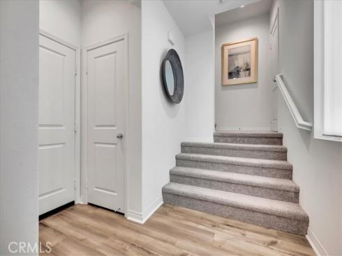 168  Sawbuck  , Irvine, CA