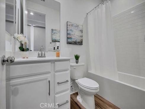 168  Sawbuck  , Irvine, CA