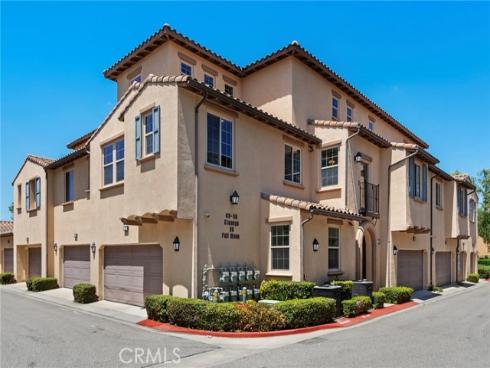 50  Cienega  , Irvine, CA