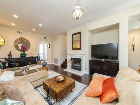 23 Seasons , Irvine, CA