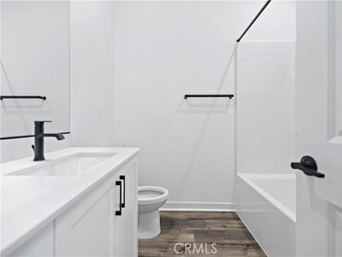 127  Culture  , Irvine, CA