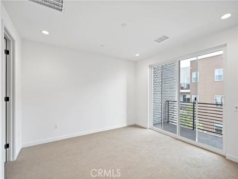 127  Culture  , Irvine, CA