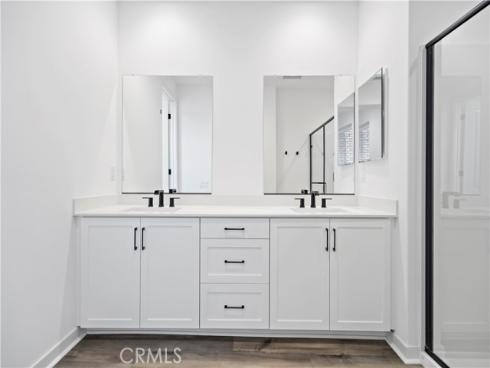 127  Culture  , Irvine, CA