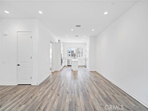 127  Culture  , Irvine, CA