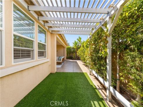 101  Tinker  , Irvine, CA