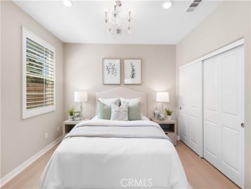 101  Tinker  , Irvine, CA