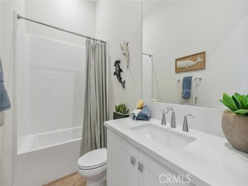 401  Mulligan  , Irvine, CA