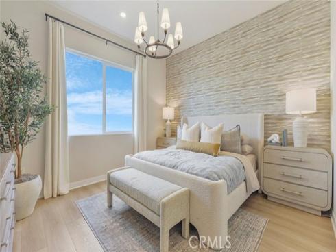 401  Mulligan  , Irvine, CA