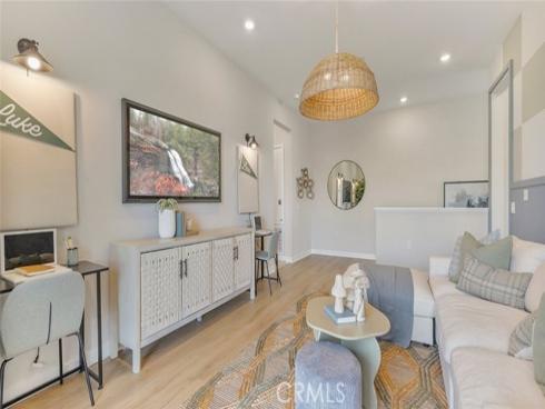 401  Mulligan  , Irvine, CA