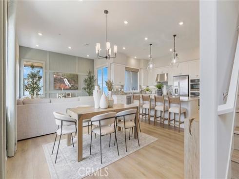 401  Mulligan  , Irvine, CA