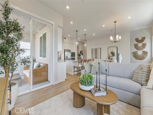 401  Mulligan  , Irvine, CA