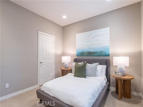 120  Mongoose  , Irvine, CA