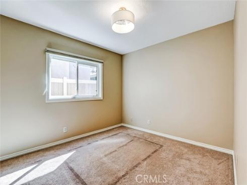 24  Field  , Irvine, CA