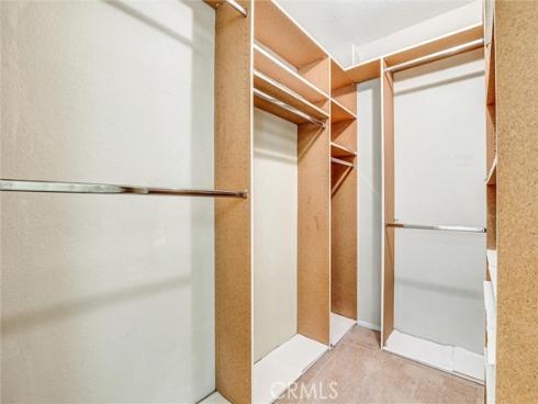 24  Field  , Irvine, CA