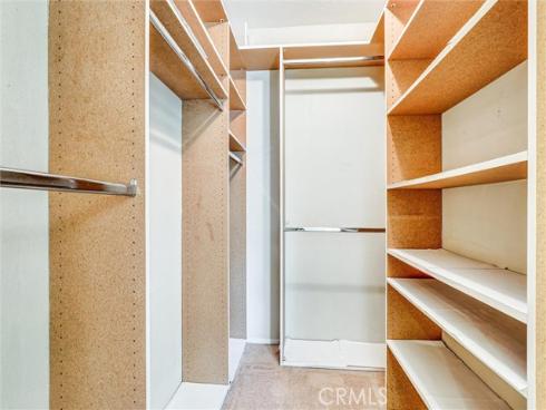 24  Field  , Irvine, CA