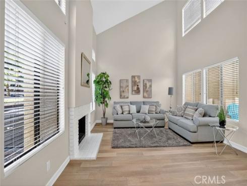 26  Claret  40 , Irvine, CA