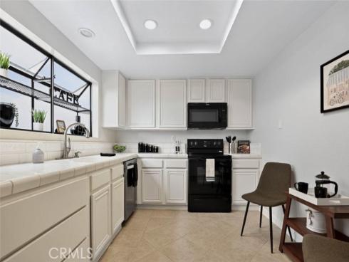 26  Claret  40 , Irvine, CA