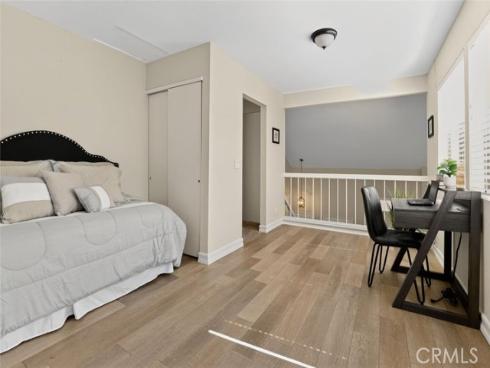 26  Claret  40 , Irvine, CA