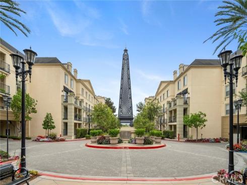 3339 Watermarke Place , Irvine, CA