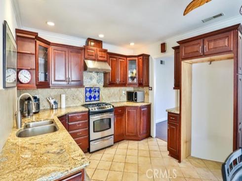 4862  Gainsport  , Irvine, CA