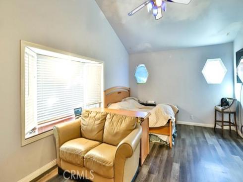 4862  Gainsport  , Irvine, CA