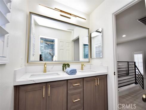 26  Santa Catalina Aisle  , Irvine, CA