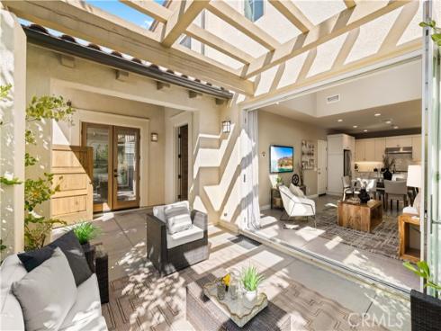 110  Copeland  , Irvine, CA