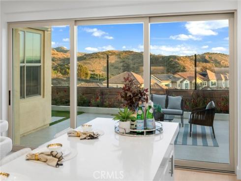 206  Collino  , Irvine, CA