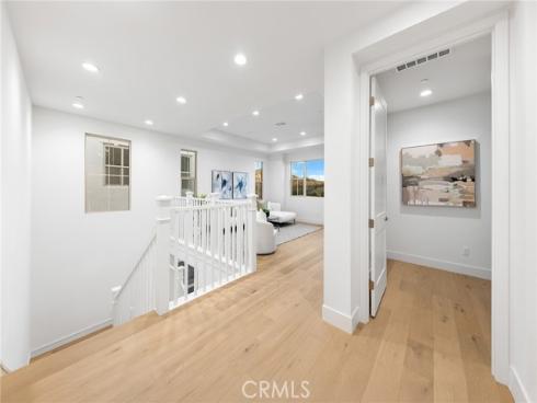 206  Collino  , Irvine, CA