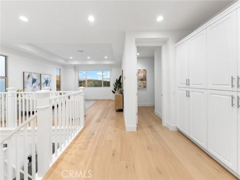 206  Collino  , Irvine, CA