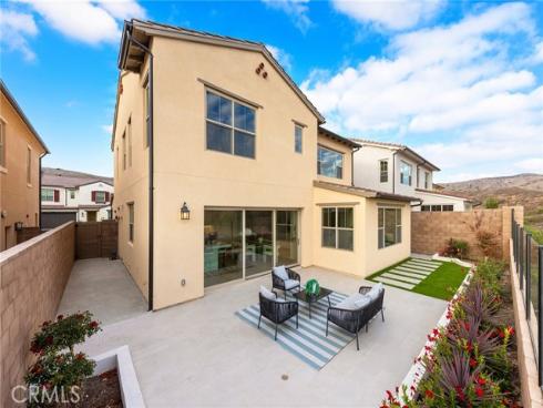 206  Collino  , Irvine, CA