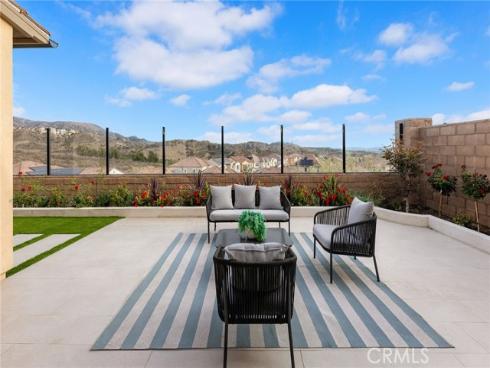 206  Collino  , Irvine, CA