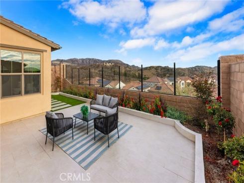 206  Collino  , Irvine, CA