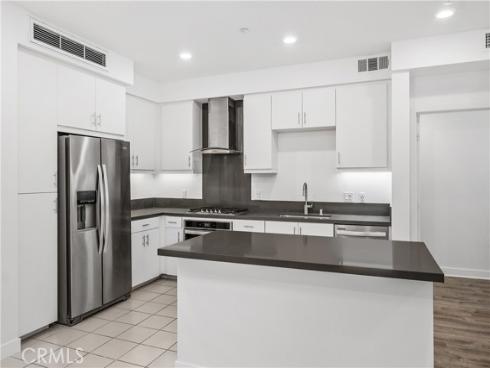 1218  Nolita  , Irvine, CA