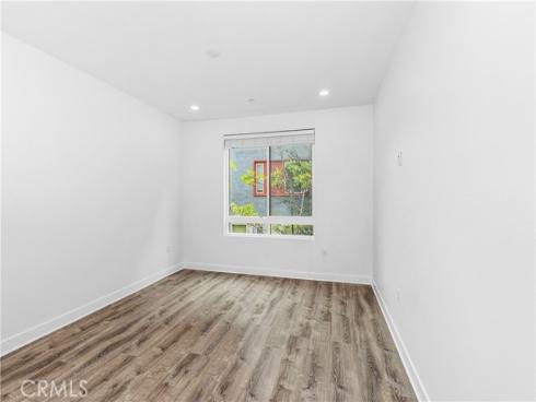 1218  Nolita  , Irvine, CA