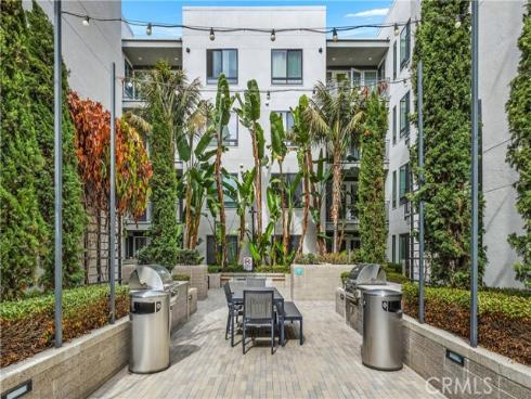 1218  Nolita  , Irvine, CA