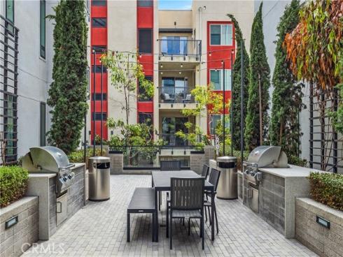 1218  Nolita  , Irvine, CA