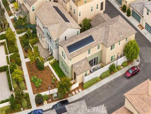 362  Chorus  , Irvine, CA