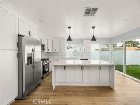 14375 Majorca Avenue, Irvine, CA