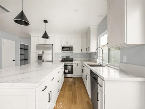 14375 Majorca Avenue, Irvine, CA