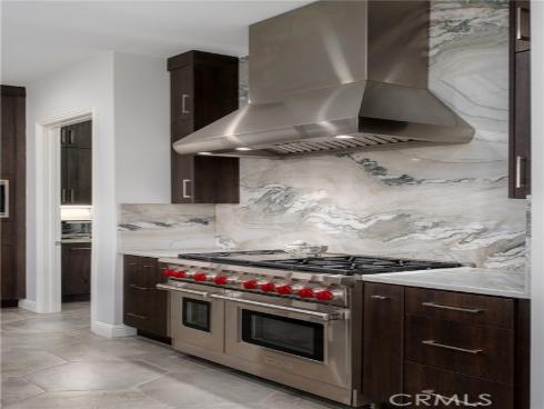 162  Leafy  , Irvine, CA