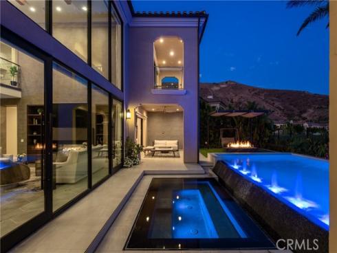 162  Leafy  , Irvine, CA