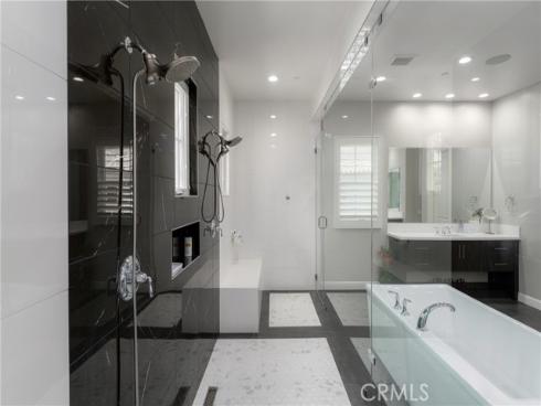 162  Leafy  , Irvine, CA