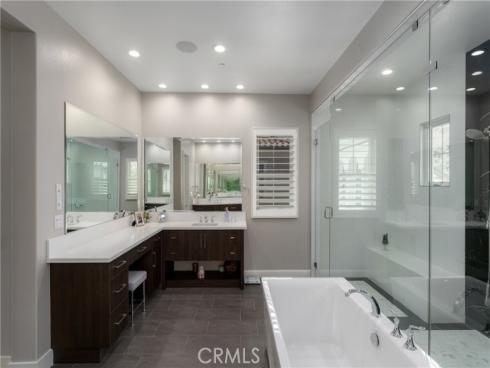 162  Leafy  , Irvine, CA