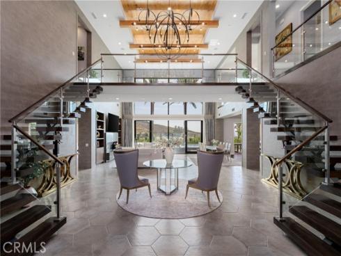 162  Leafy  , Irvine, CA