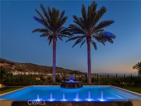 162  Leafy  , Irvine, CA